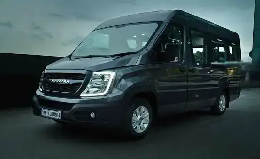 Force Urbania 12+1 Seater Luxury Van